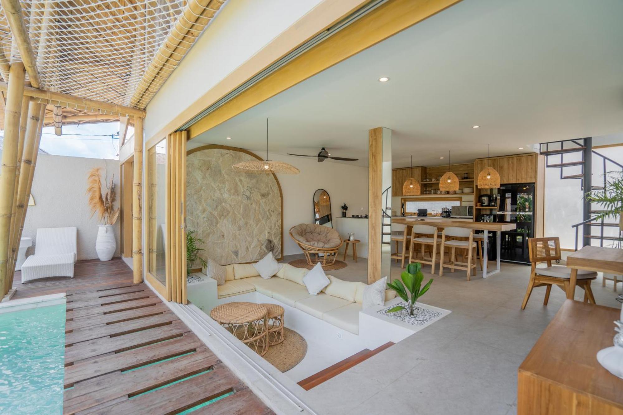 Villa Sunset Bamboo - 3Br Villa In Kerobokan Εξωτερικό φωτογραφία
