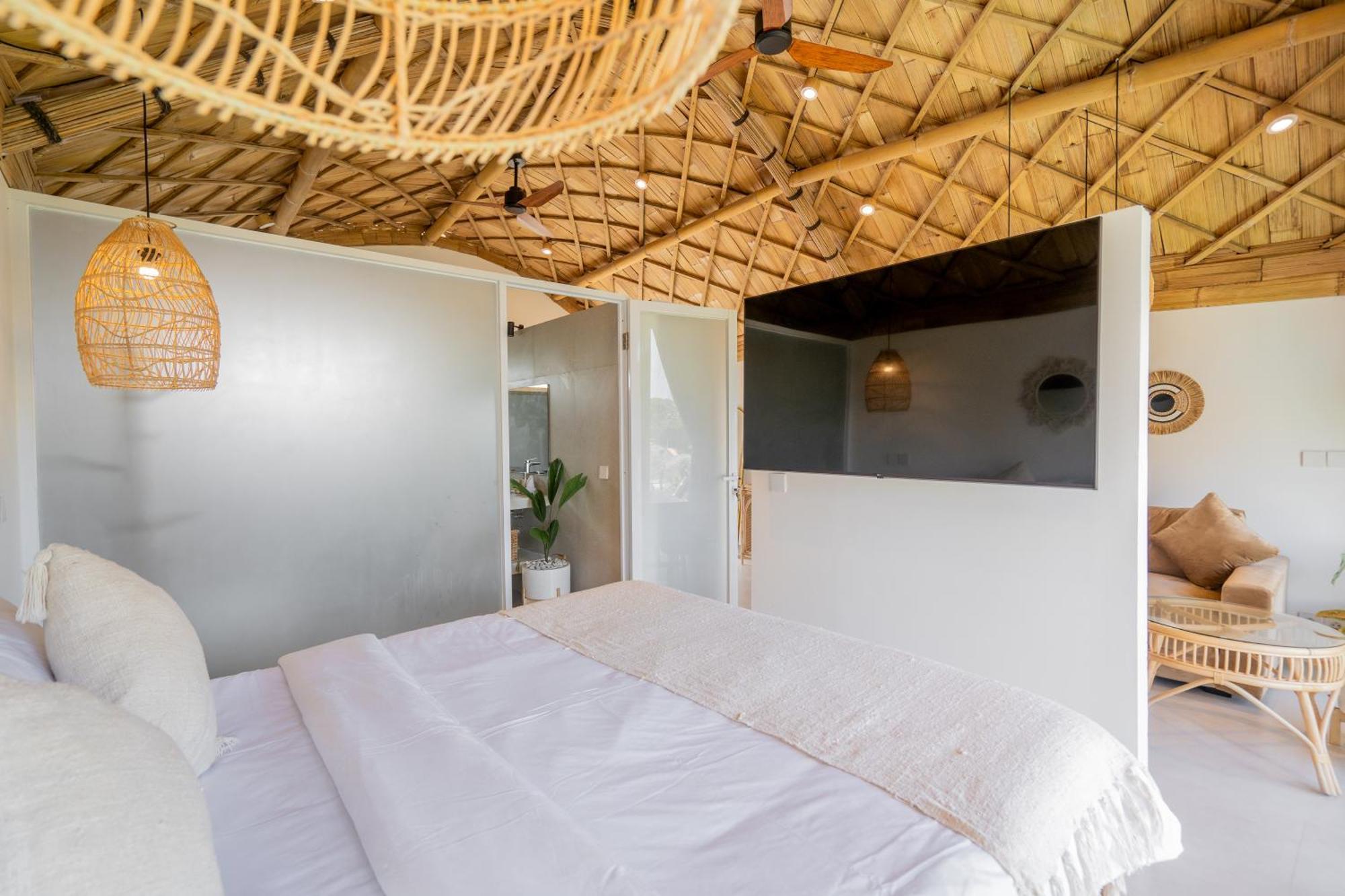 Villa Sunset Bamboo - 3Br Villa In Kerobokan Εξωτερικό φωτογραφία