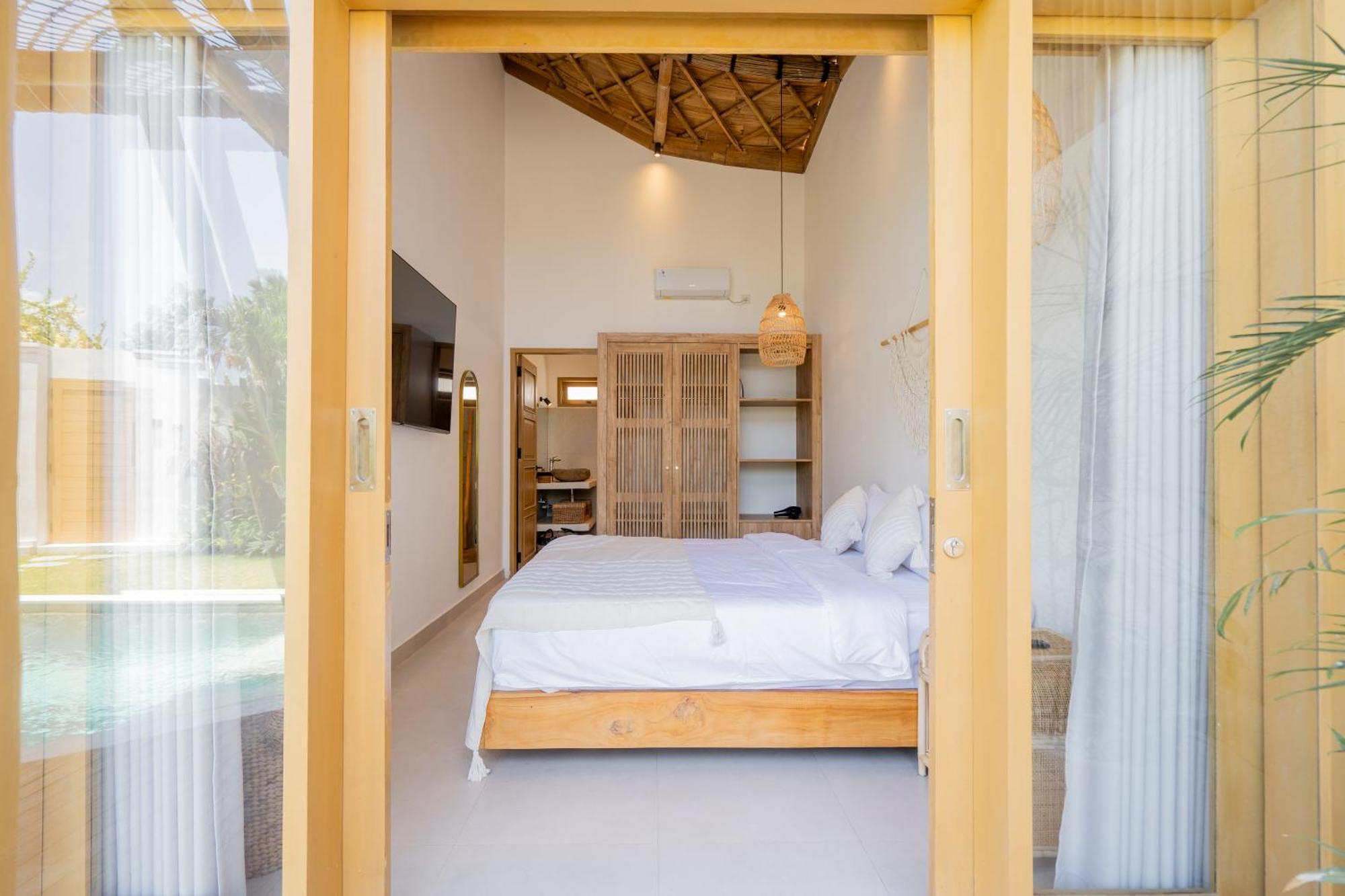 Villa Sunset Bamboo - 3Br Villa In Kerobokan Εξωτερικό φωτογραφία