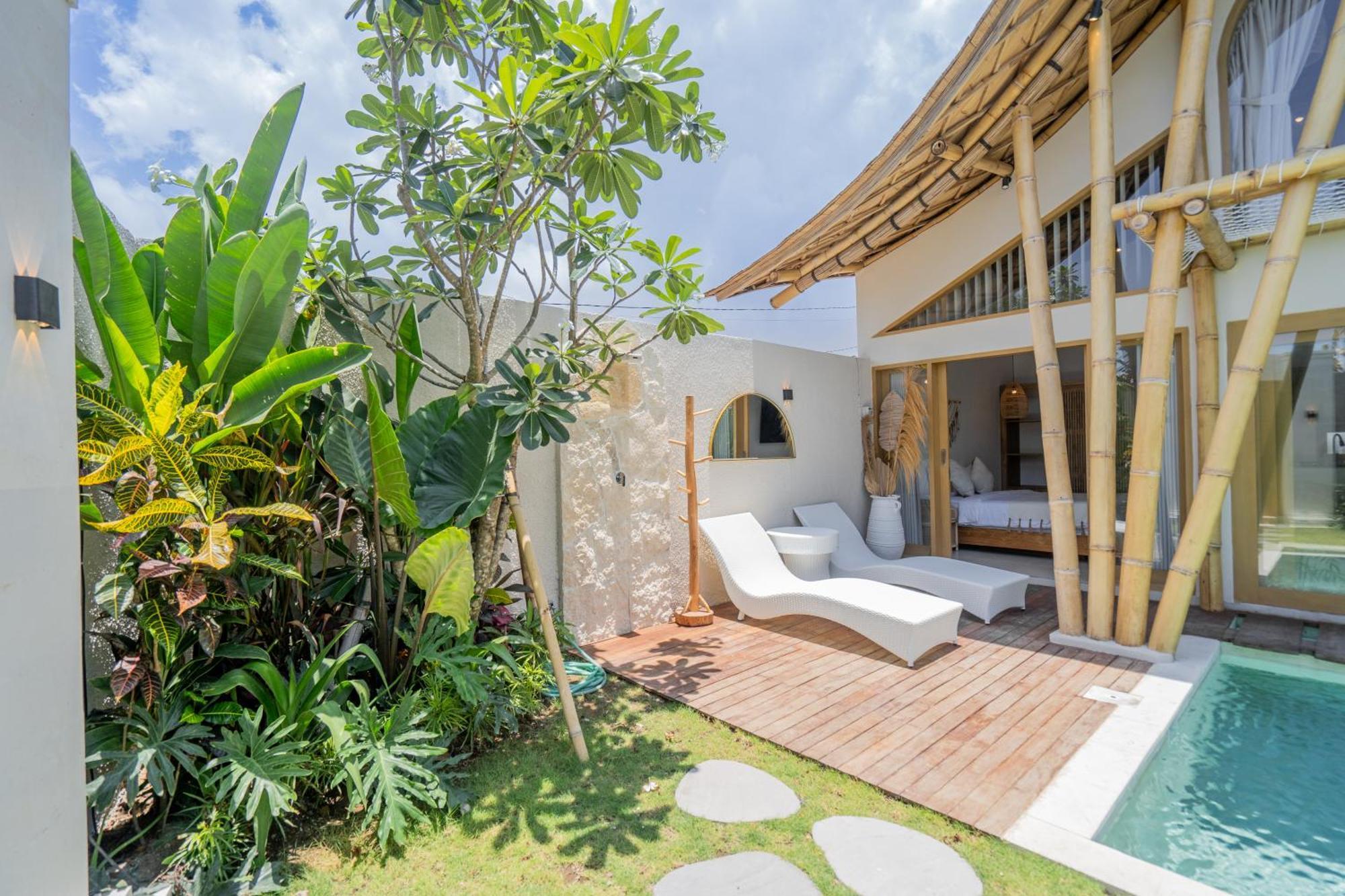 Villa Sunset Bamboo - 3Br Villa In Kerobokan Εξωτερικό φωτογραφία