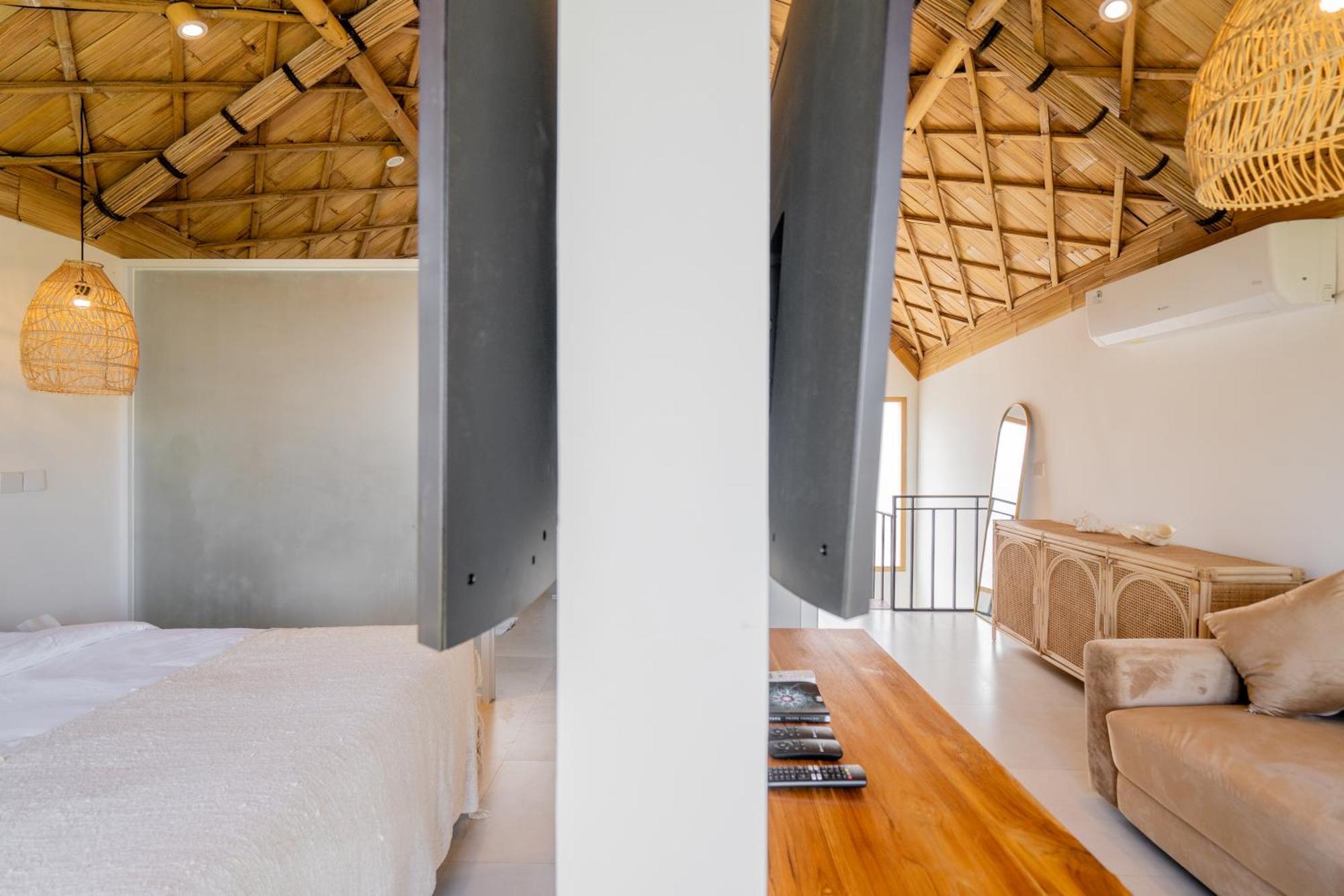 Villa Sunset Bamboo - 3Br Villa In Kerobokan Εξωτερικό φωτογραφία