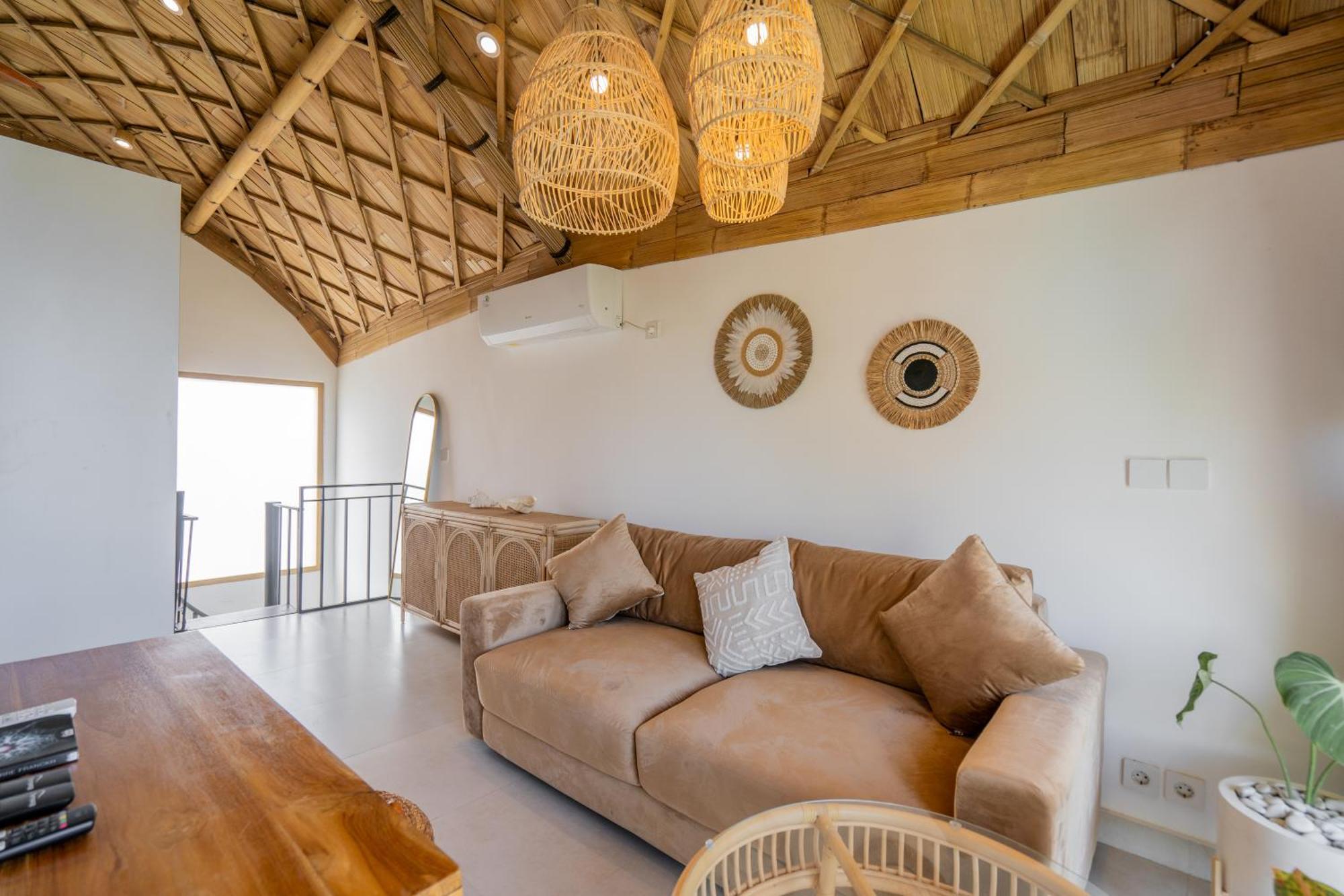 Villa Sunset Bamboo - 3Br Villa In Kerobokan Εξωτερικό φωτογραφία