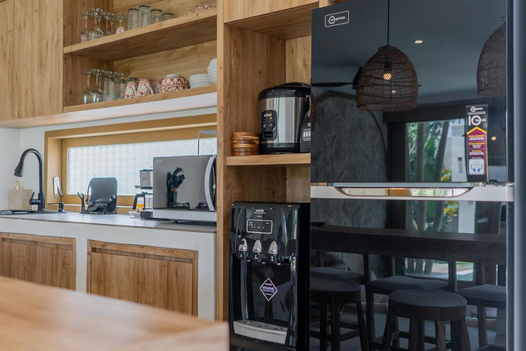 Villa Sunset Bamboo - 3Br Villa In Kerobokan Εξωτερικό φωτογραφία